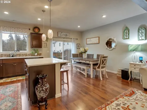 12162 SW Pond Lane Portland OR 97224