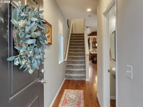 12162 SW Pond Lane Portland OR 97224