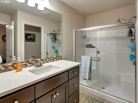 12162 SW Pond Lane Portland OR 97224