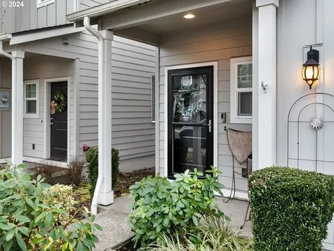 12162 SW Pond Lane Portland OR 97224