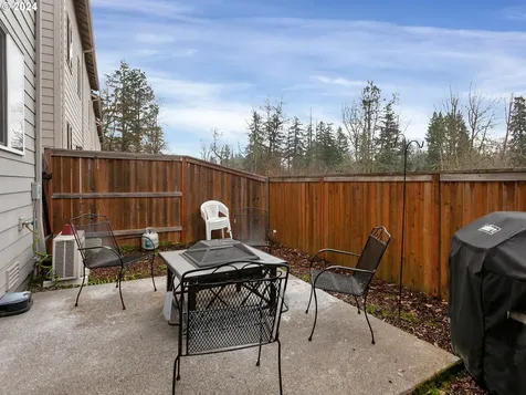 12162 SW Pond Lane Portland OR 97224