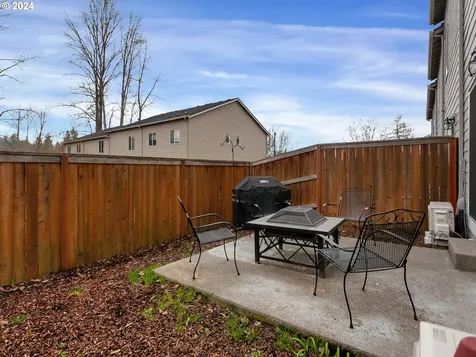 12162 SW Pond Lane Portland OR 97224