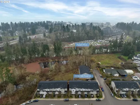 12162 SW Pond Lane Portland OR 97224