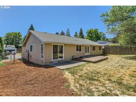 12335 SW Berryhill Lane Beaverton OR 97008