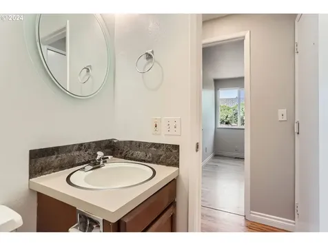 12335 SW Berryhill Lane Beaverton OR 97008