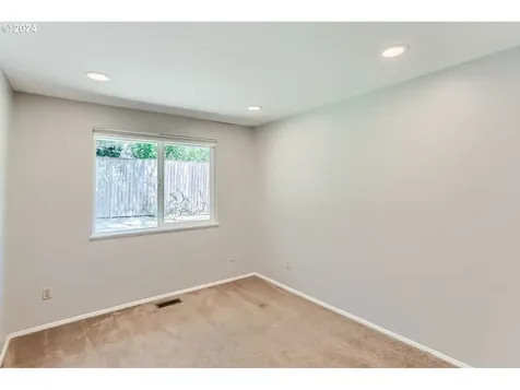 12335 SW Berryhill Lane Beaverton OR 97008