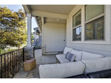 11074 SW Annand Hill Court Portland OR 97224