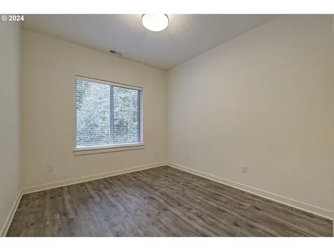 11074 SW Annand Hill Court Portland OR 97224