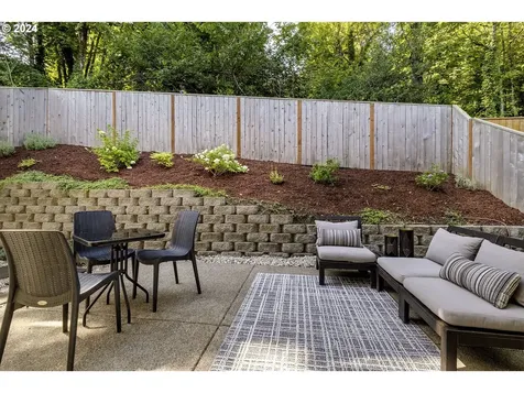 11074 SW Annand Hill Court Portland OR 97224