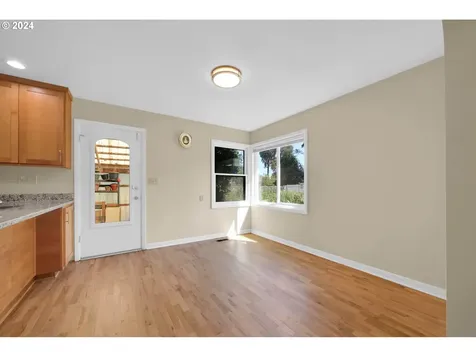 1427 Anderson Lane Springfield OR 97477
