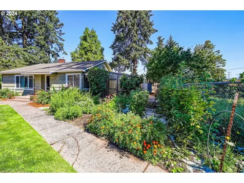 1427 Anderson Lane Springfield OR 97477