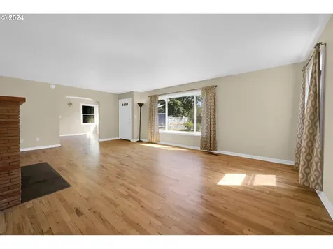 1427 Anderson Lane Springfield OR 97477