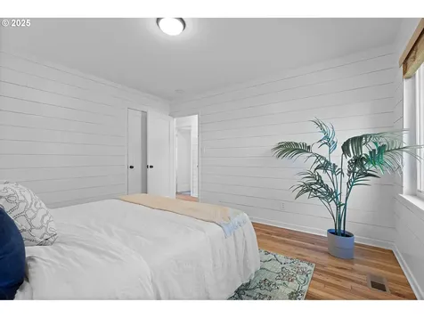 3407 NE Rosa Parks Way Portland OR 97211