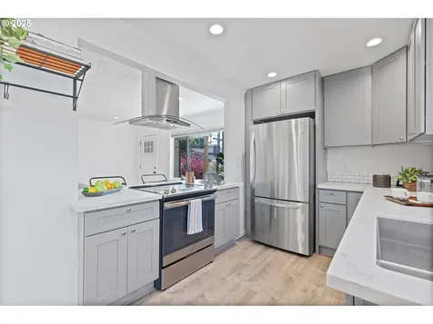 3407 NE Rosa Parks Way Portland OR 97211