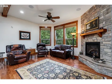 1403 Sw 39th Circle Battle Ground WA 98604