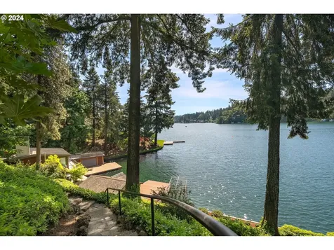 1750 Northshore Road Lake Oswego OR 97034