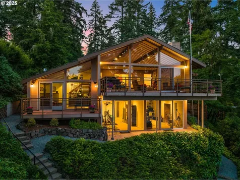 1750 Northshore Road Lake Oswego OR 97034