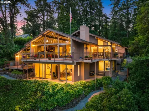 1750 Northshore Road Lake Oswego OR 97034