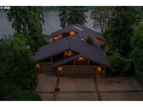 1750 Northshore Road Lake Oswego OR 97034