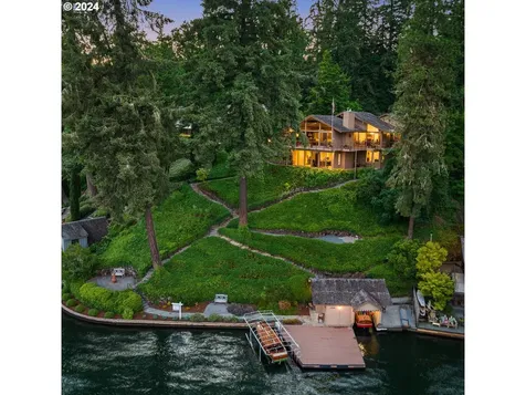 1750 Northshore Road Lake Oswego OR 97034