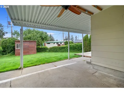16740 SE Kelly Street Portland OR 97236