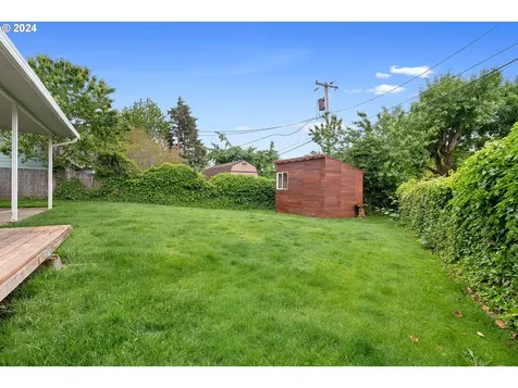 16740 SE Kelly Street Portland OR 97236