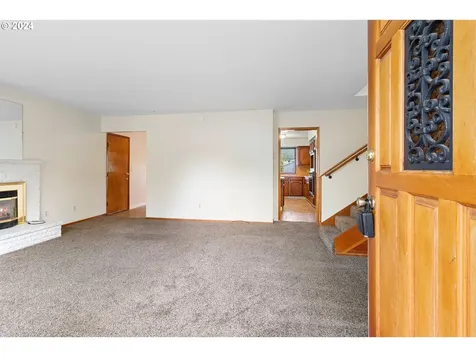 16740 SE Kelly Street Portland OR 97236