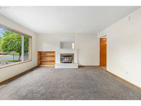 16740 SE Kelly Street Portland OR 97236