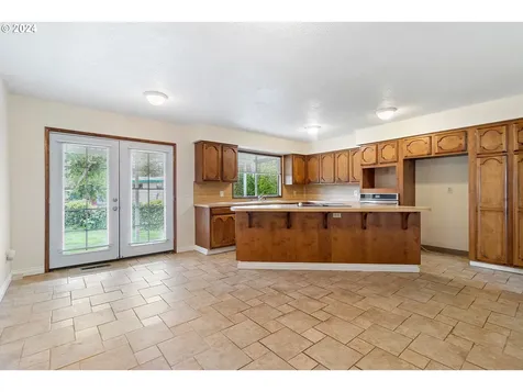 16740 SE Kelly Street Portland OR 97236