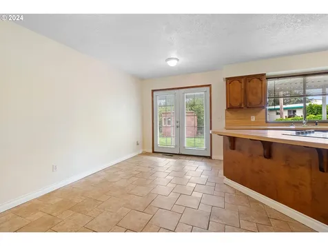 16740 SE Kelly Street Portland OR 97236