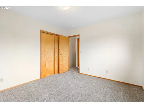 16740 SE Kelly Street Portland OR 97236