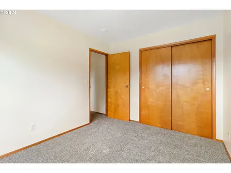 16740 SE Kelly Street Portland OR 97236