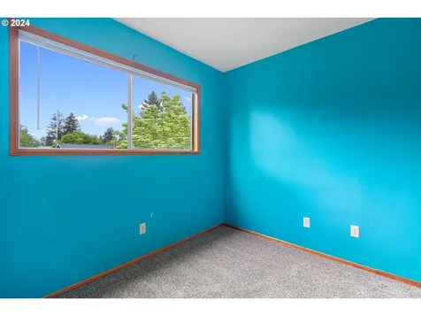16740 SE Kelly Street Portland OR 97236
