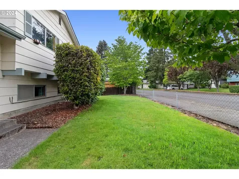 16740 SE Kelly Street Portland OR 97236