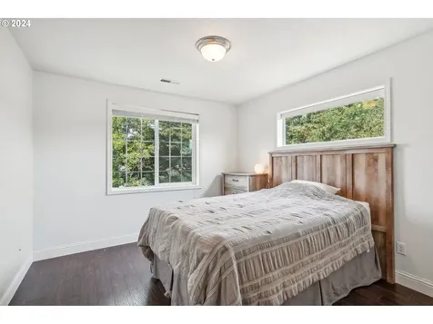 327 Nw 151st Street Vancouver WA 98685