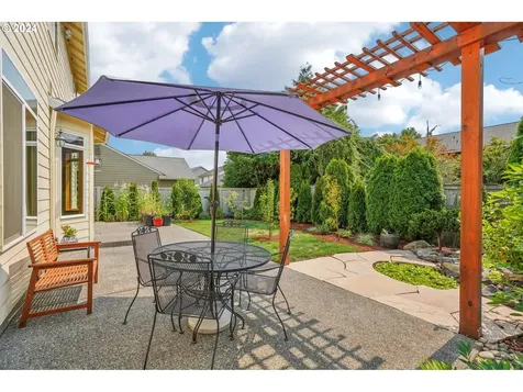 327 Nw 151st Street Vancouver WA 98685