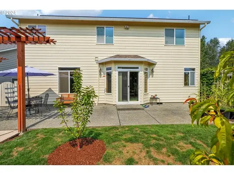 327 Nw 151st Street Vancouver WA 98685