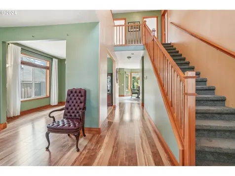 327 Nw 151st Street Vancouver WA 98685