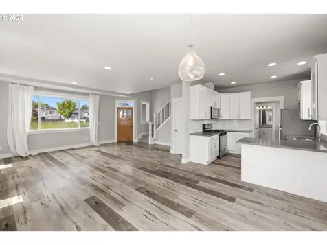 1572 Ne Sunrise Lane Hillsboro OR 97124
