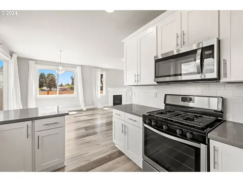 1572 Ne Sunrise Lane Hillsboro OR 97124