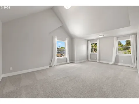 1572 Ne Sunrise Lane Hillsboro OR 97124
