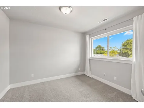 1572 Ne Sunrise Lane Hillsboro OR 97124