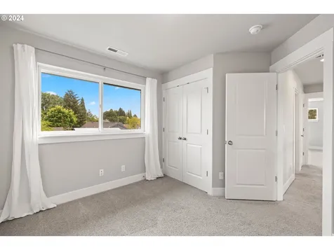 1572 Ne Sunrise Lane Hillsboro OR 97124