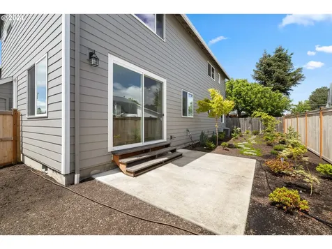 1572 Ne Sunrise Lane Hillsboro OR 97124