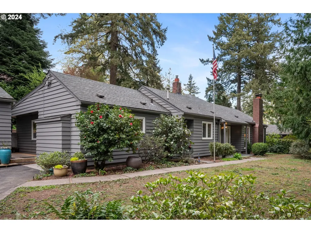 611 Sw Cheltenham Street Portland OR 97239