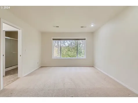 1743 SE 60th Avenue Hillsboro OR 97123