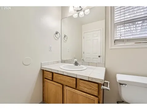 1743 SE 60th Avenue Hillsboro OR 97123