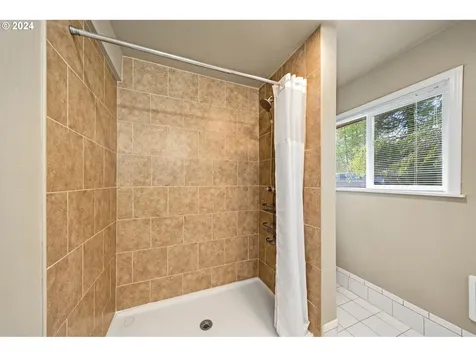 37020 Se Sunset View Road Washougal WA 98671
