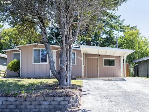2151 Lewis Street North Bend OR 97459