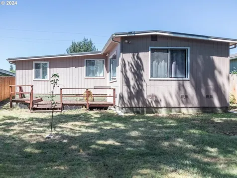 2151 Lewis Street North Bend OR 97459